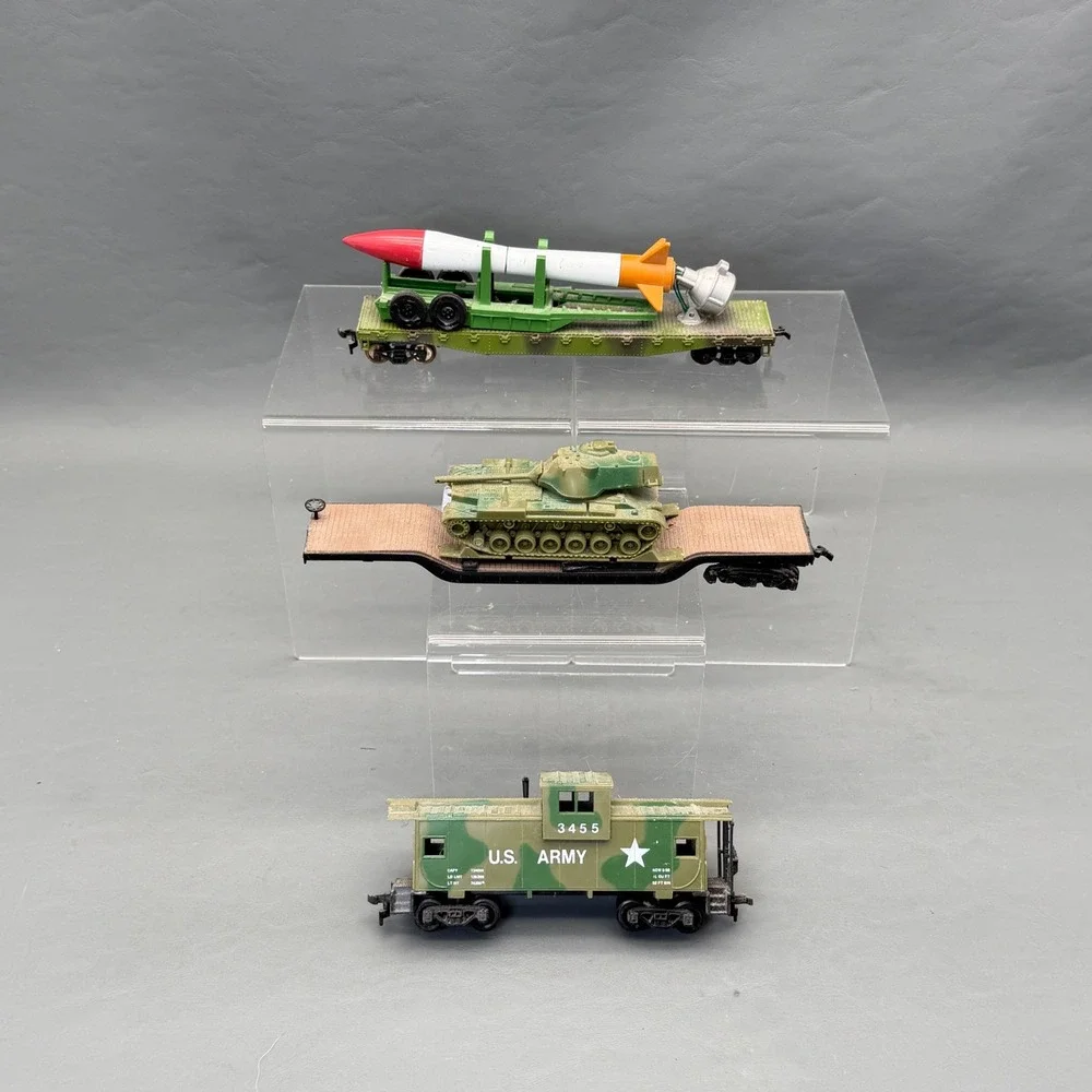 HO Scale US Army Military Train Lot Vintage Locomotive Flatcars Cannon Missile